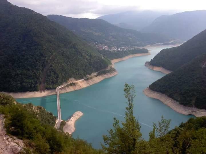 Katun Ljeljenak Ξενοδοχείο Plužine Εξωτερικό φωτογραφία