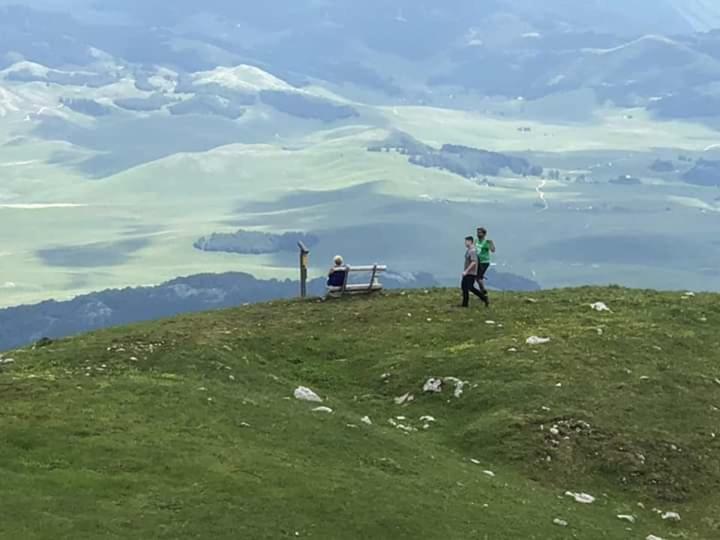 Katun Ljeljenak Ξενοδοχείο Plužine Εξωτερικό φωτογραφία