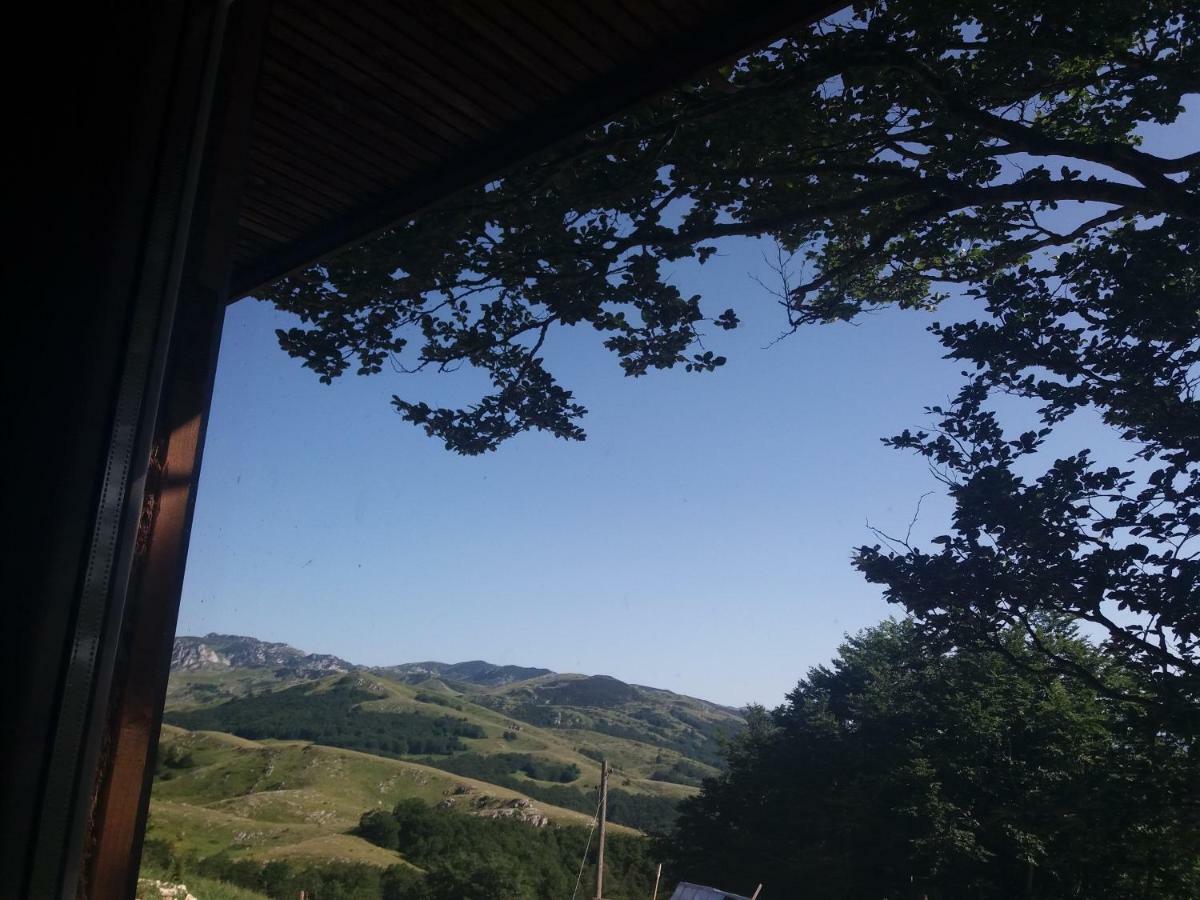 Katun Ljeljenak Ξενοδοχείο Plužine Εξωτερικό φωτογραφία
